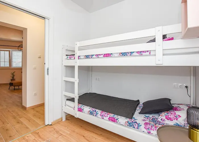 Lavanda Appartement Mandre