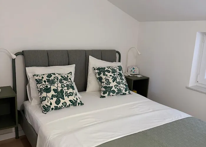 Lavanda Apartment Mandre